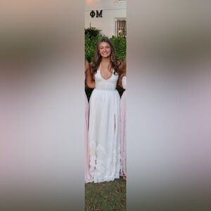 V Chapman Scarlette Dress in white size 0